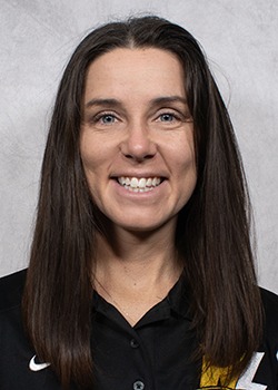 Head Coach Sara Pelegreen